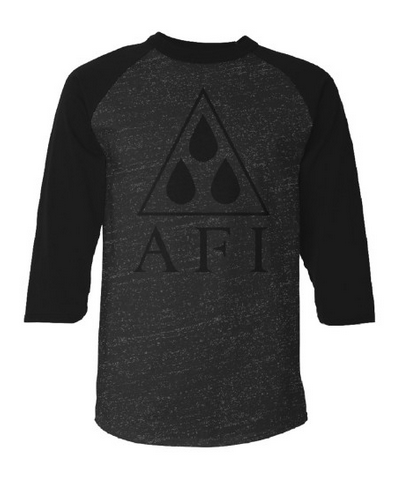 Triangle Drops Raglan